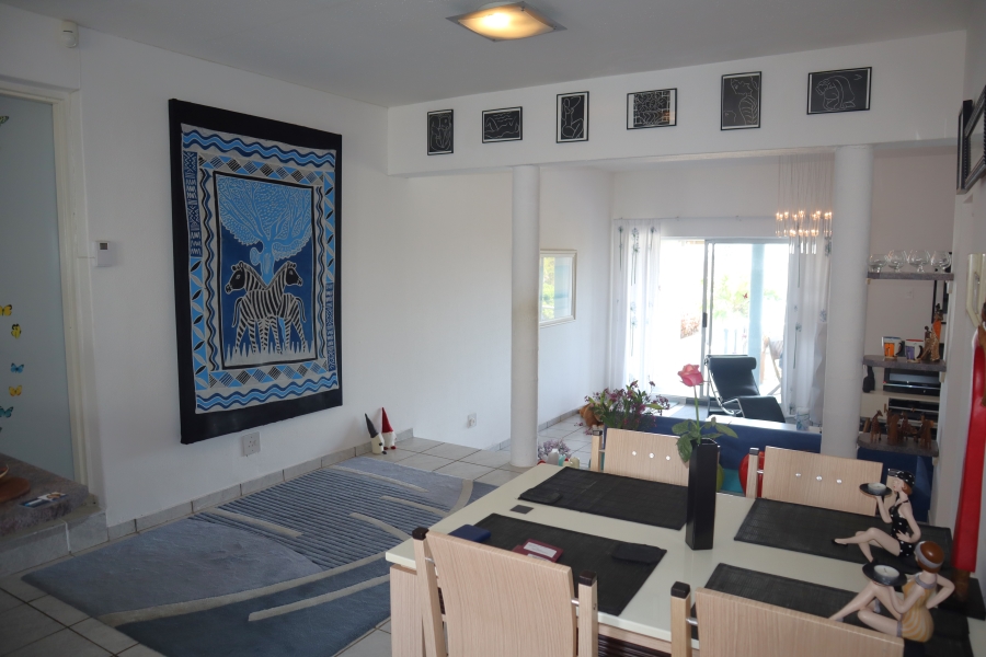 To Let 3 Bedroom Property for Rent in Wavecrest Eastern Cape